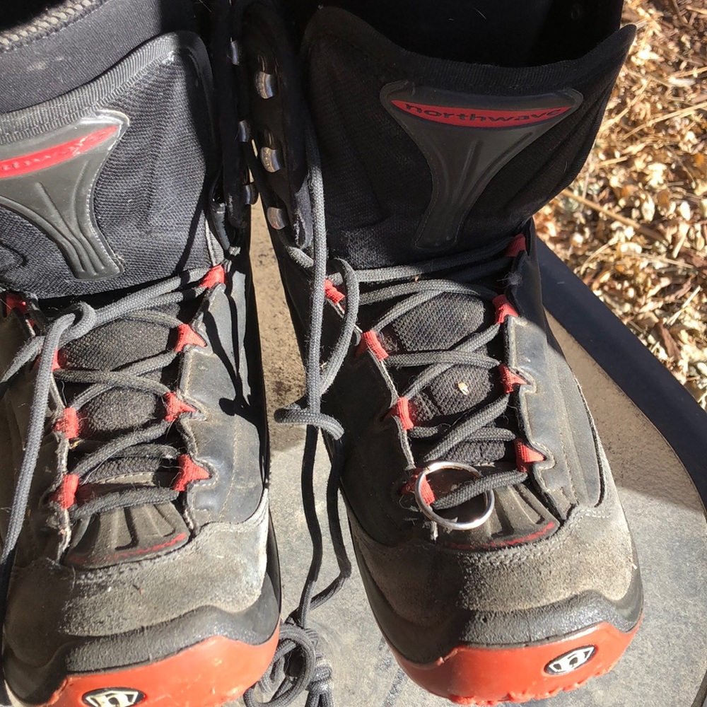 Northwave snowboarding boots